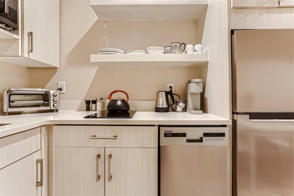 Serenity At Sloan'S 1-Br With A Modern Twist DEN Exteriör bild