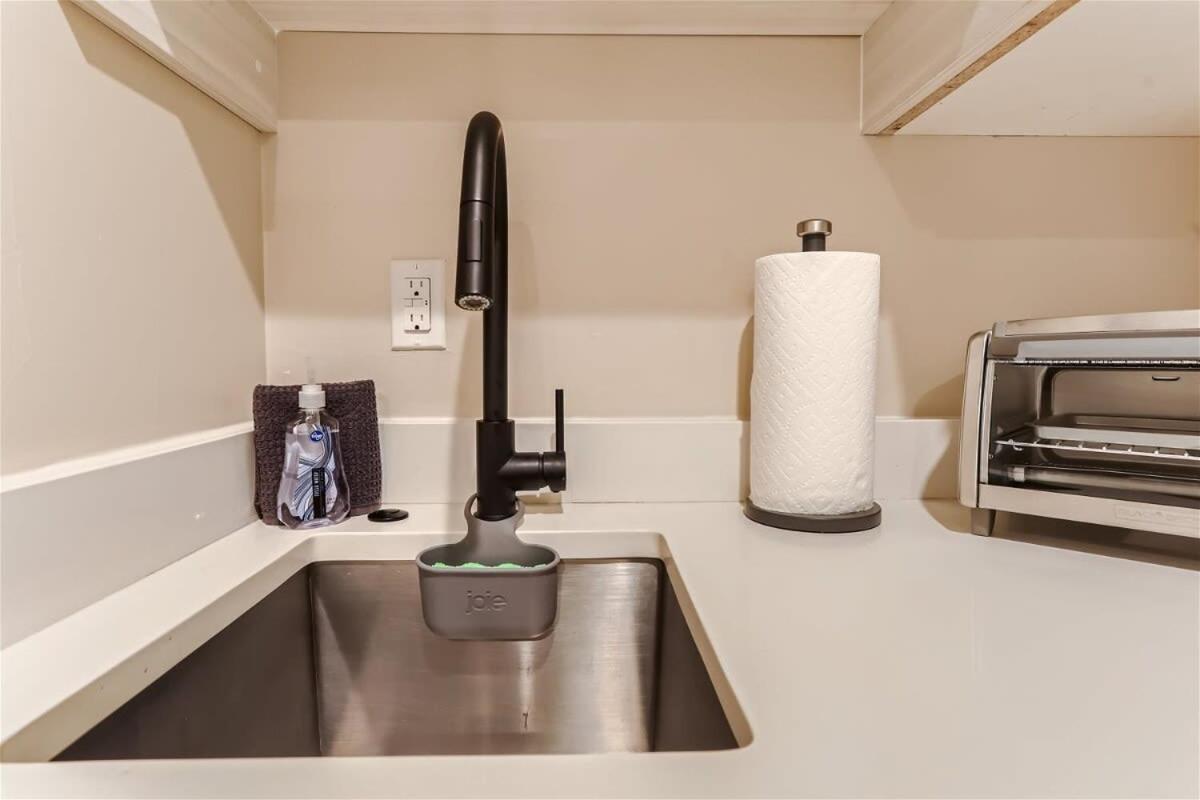 Serenity At Sloan'S 1-Br With A Modern Twist DEN Exteriör bild